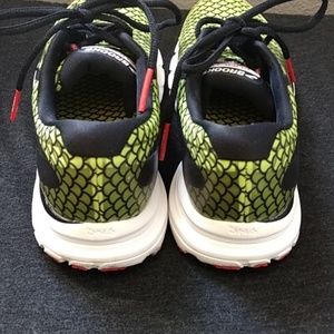 brooks launch 3 dragon